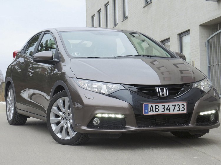 Honda Civic forfra