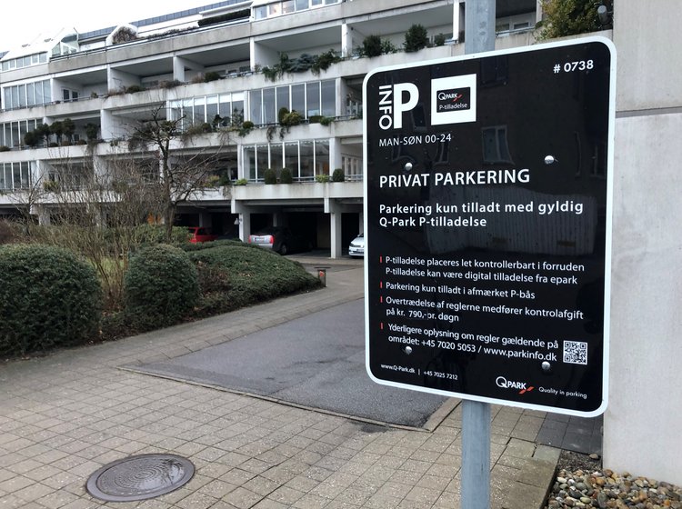 Flere skilte på private p-pladser