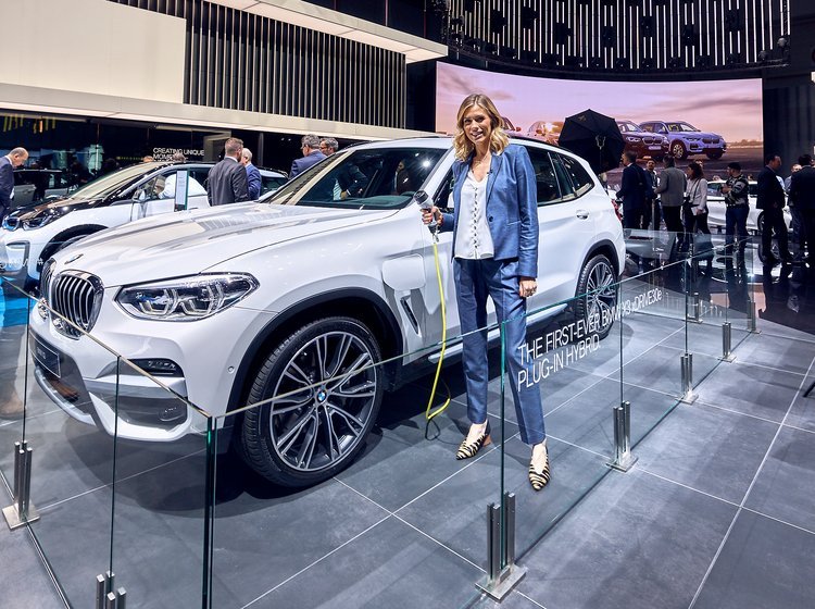 BMW X3 debuterer i Geneve som plugin-hybrid.