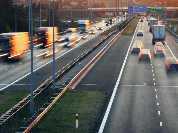 Regeringen er på vej med milliarder til de danske veje