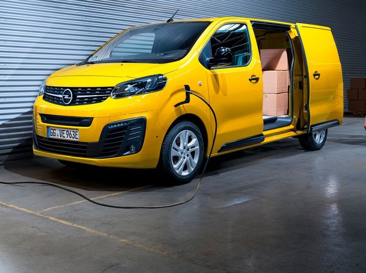 Opel Vivaro kommer snart i en ren eludgave - lige som dens søskende fra Peugeot og Citroën.