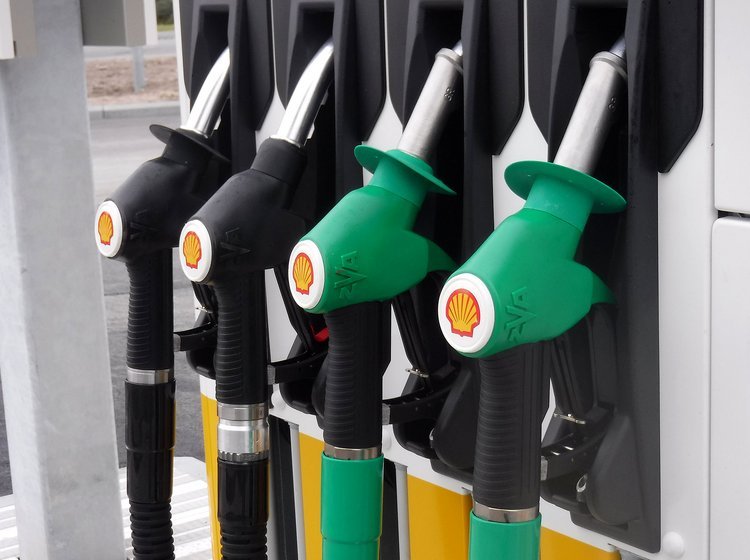 Bilister kan nu vælge at 'klimakompensere' deres brændstofforbrug hos Shell.