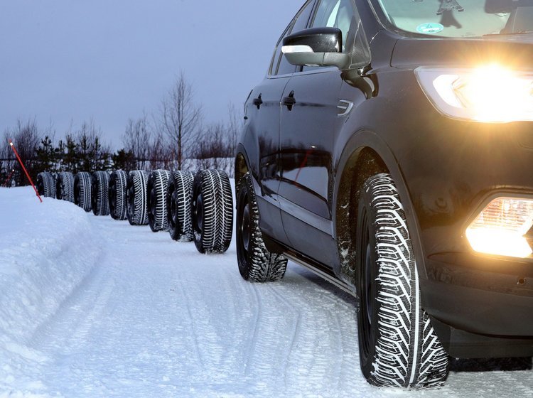 Årets vinterdæktest tæller 28 dæk fordelt på to størrelser. 