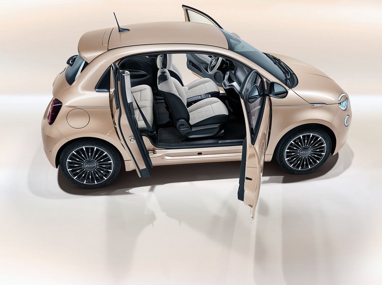 Fiat 500 vil charmere familier med nyt | FDM