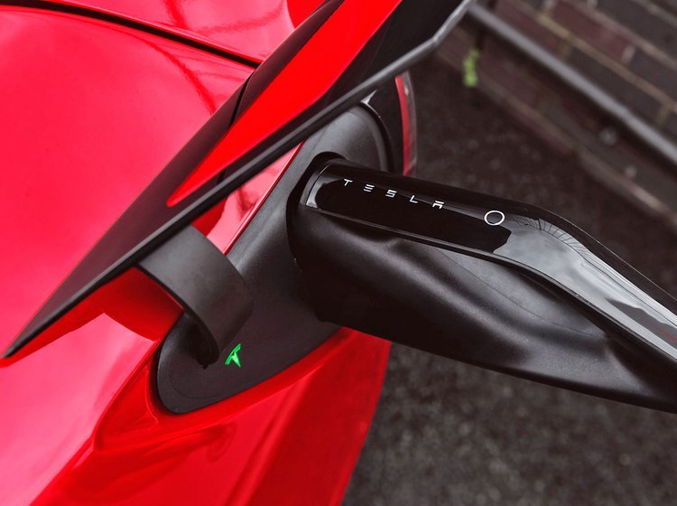 Tesla-ejere får snart flere Superchargers.