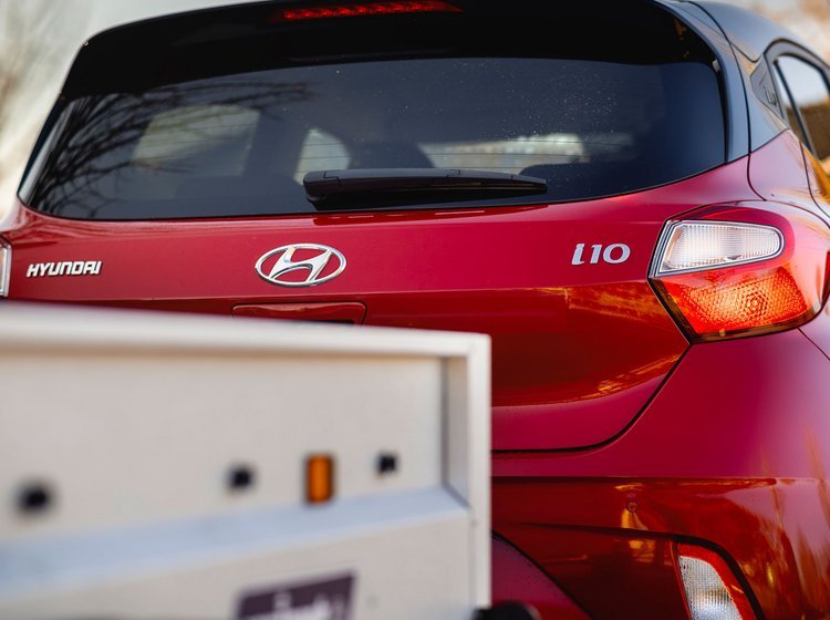 Hyundai i10 kan nu få anhængertræk.