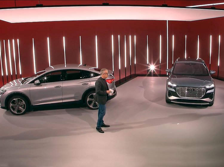 Audi Q4 kommer både som 'SUV' (til højre) og som Crossback (til venstre).