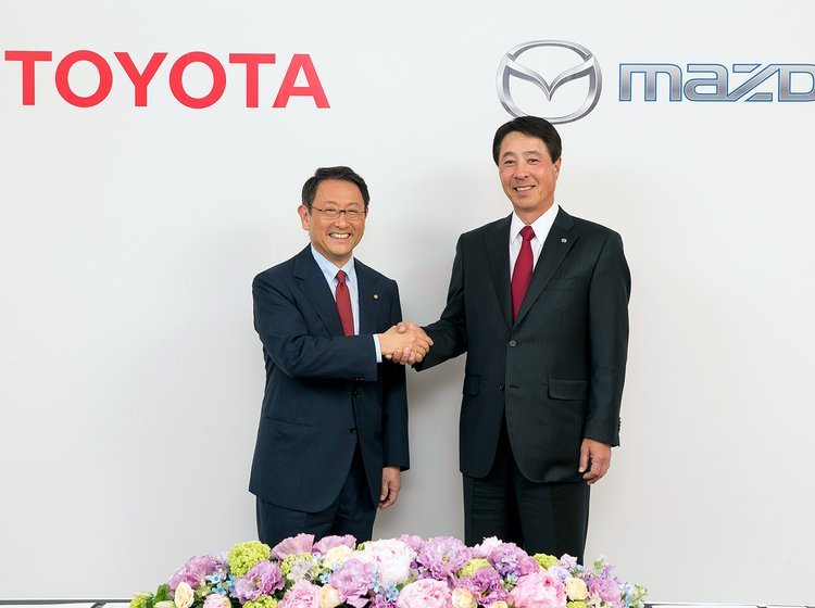 Toyota og Mazda indgår tæt samarbejde, der også omfatter ejerskab af hinanden.