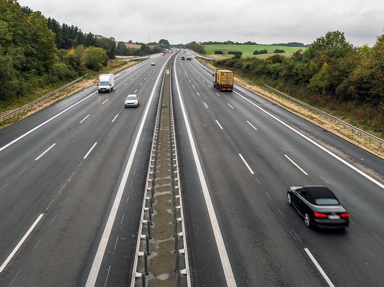 Ny asfalt, seks spor, færre trafikpropper og 130 km/t. kommer nu de 75.000 daglige trafikanter på Vestfyn til gode.