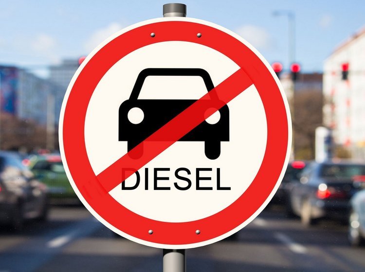 Skilt viser adgang forbrudt for dieselbiler