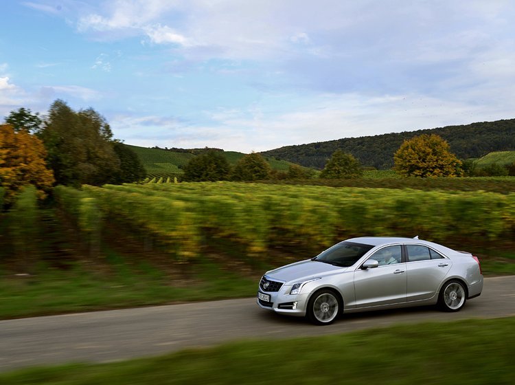 Cadillac ATS overrasker med sine sportslige køreegenskaber.