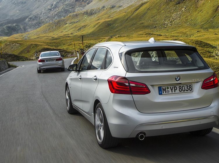 BMW 2-serie, 3-serie og X5 kommer som opladningshybrider.