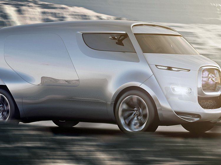 Citroën Tubik er på længde med en limousine, men meget mere rummelig i kraft af højden og bredden på godt to meter.