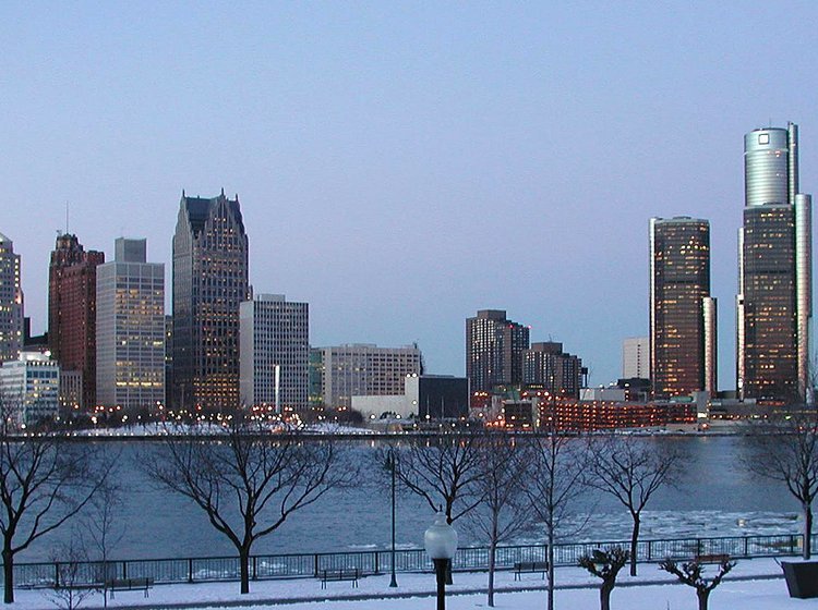 Detroits skyline. General Motors hovedkvarter ses til højre i billedet.