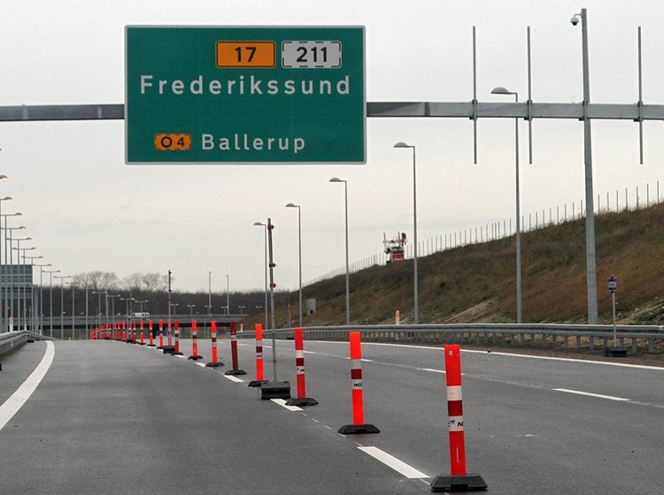 De sidste afspæringer og fartbegrænsninger forsvinder nu på Frederikssundsmotorvejen.