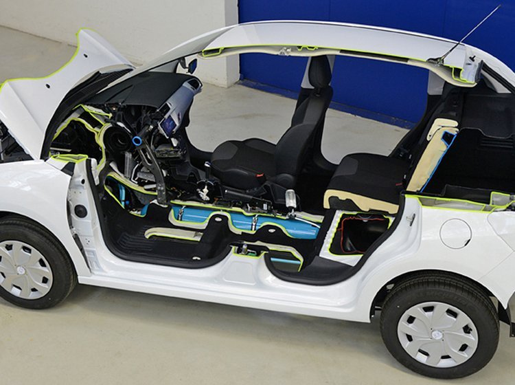 Et kik ind i en prototype på Peugeot-Citroëns Hybrid Air.