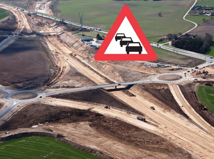 Rute 13/18 (øverst) bliver nu gravet igennem for at motorvejen kan komme forbi.