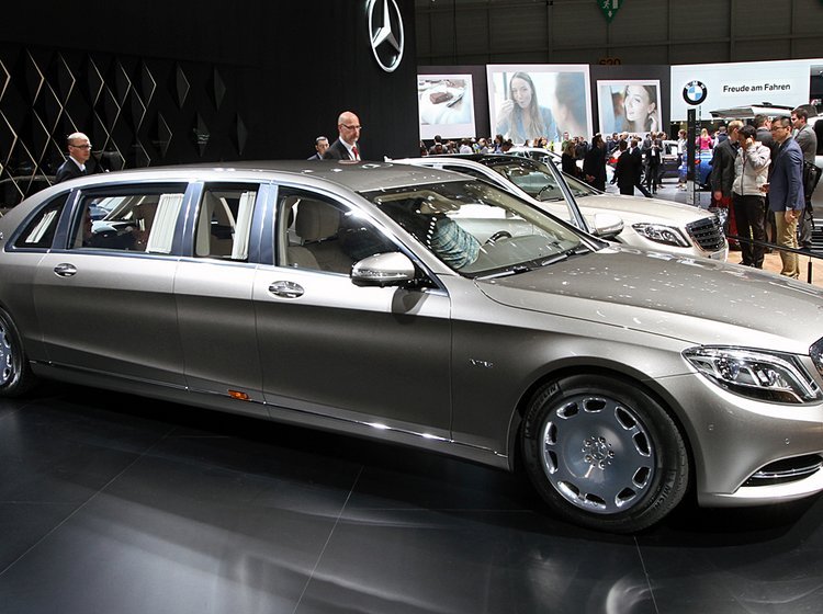 Mercedes-Maybach Pullman.