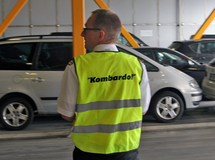 Kombardo - eller kom-bar-do - er nu ophøjet til reklameslogan for Mols-Linien.