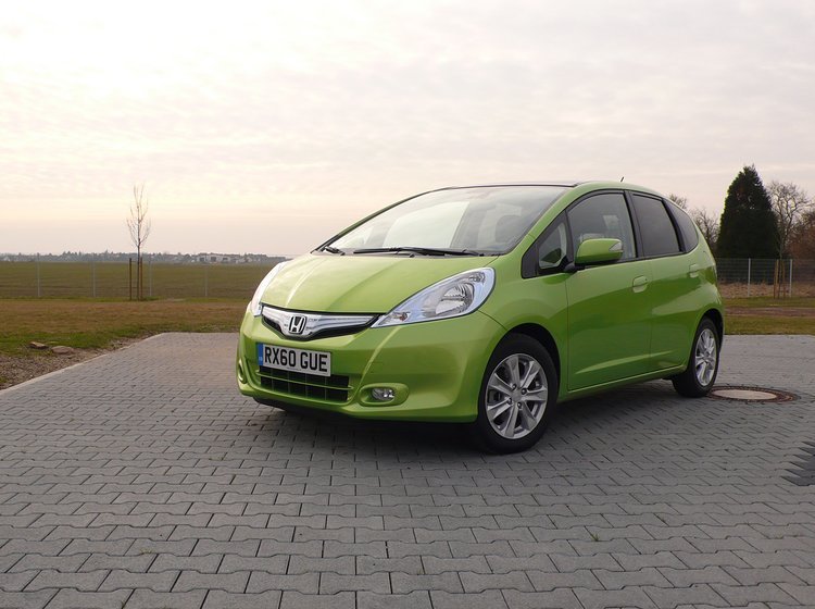 Honda Jazz Hybrid starter op på elmotoren og er derfor mest økonomisk ved bykørsel