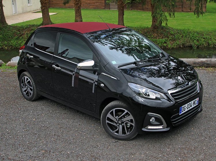 Peugeot 108 har fået et meget modent og robust udseende helt i stil med 308.