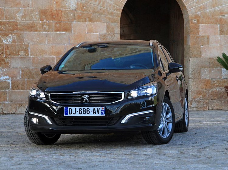 Peugeot 508.