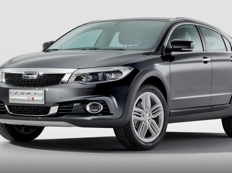 Qoros 3 Cross vises i Genève i konceptudgave.