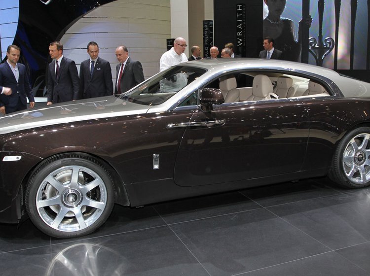 Rolls-Royce Wraith havde verdenspremiere på Genève-udstillingen.