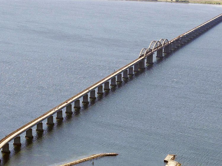 Den nedslidte Storstrømsbro. Foto fra rapporten