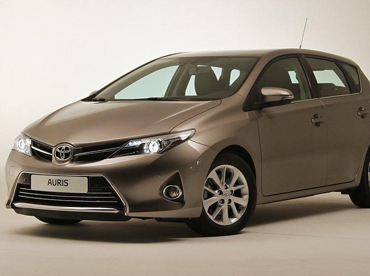 Toyota Auris bliver mere skarp i designet end hidtil.