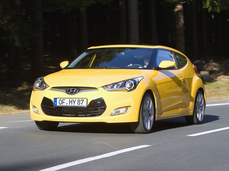 Hyundai Veloster er noget så sjældent som en praktisk sports-coupé.