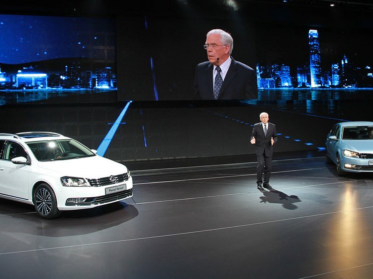 Vw Passat blev præsenteret både som sedan og stationcar ved et lukket arrangement op til Paris Motorshow.
