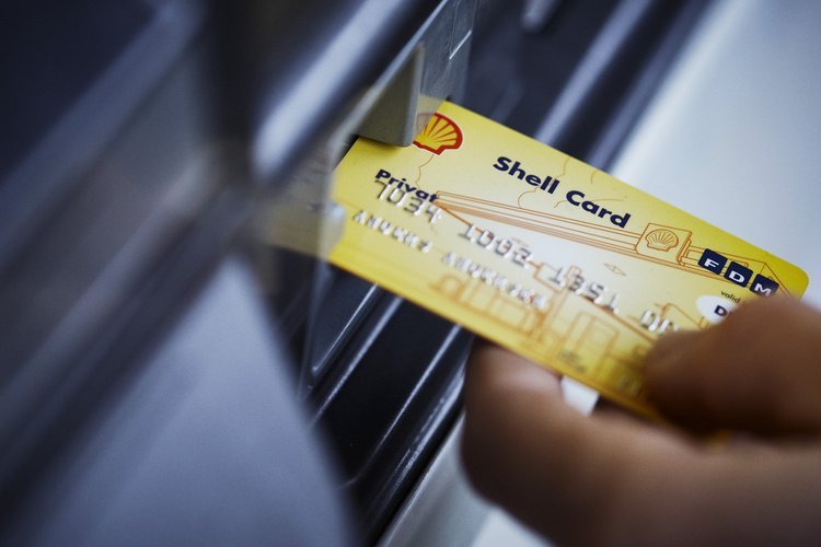 Få et FDM/Shell Card og spar penge på din tankning