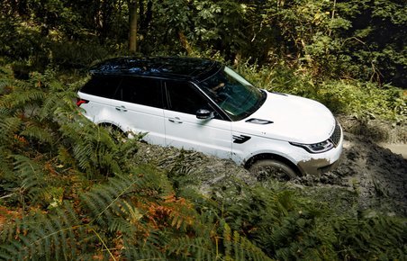 Land Rover Range Rover Sport.