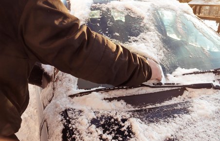 Det er ikke kun sne, der er afgørende for, om du skal have vinterdæk på bilen