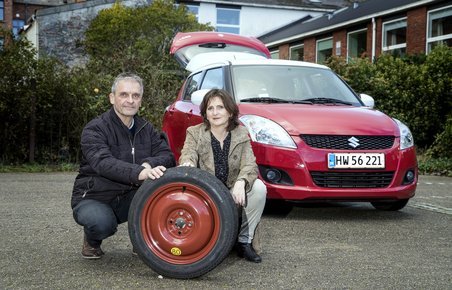 Reservehjulet smadrede bilen