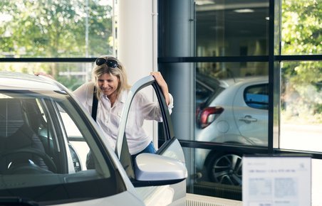 I et bilmarked under hastig forandring, arbejder FDM bl.a. for at sikre, at du som forbruger får gennemsigtighed, garanti og fair priser.