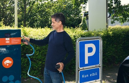 Elbiler og hybridbiler