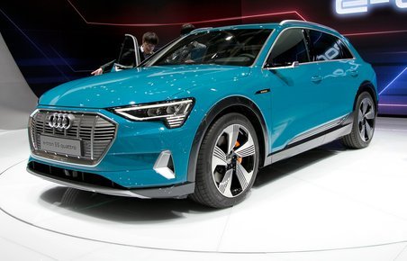 Audi E-tron forfra