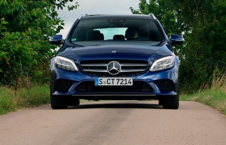 Mercedes C-klasse - mest solgt i november.