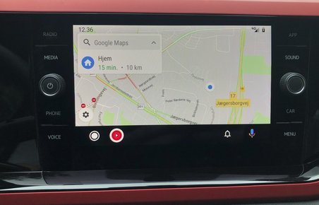 Android Auto lader dig bl.a bruge Google Maps fra din telefon i bilen