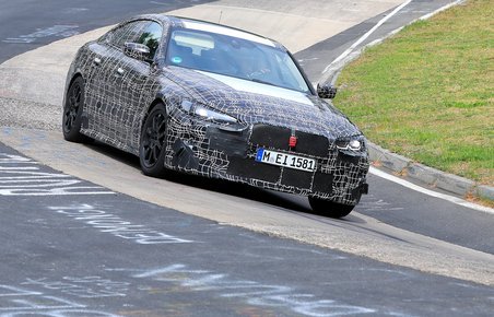 BMW 4-serie Gran Coupé fanget på Nürburgring. Foto: Automedia