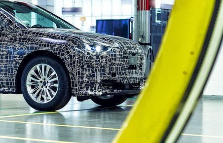 BMW iNext er en af tre nye elbiler fra BMW i 2021.