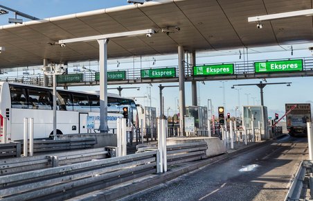 Almindelige autocampere kan du bruge de automatiske baner på Storebælt, hvis de registrerer sig først. Foto: Sund & Bælt