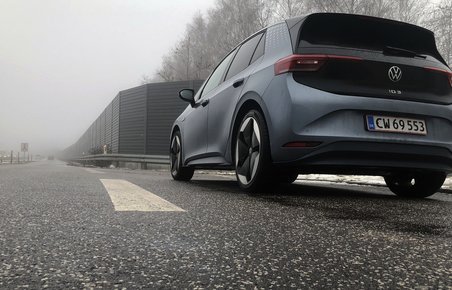 Vinterens lave temperaturer betyder, at elbilernes rækkevidde bliver kortere.
