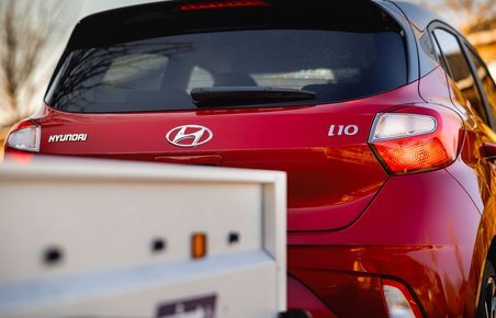 Hyundai i10 kan nu få anhængertræk.