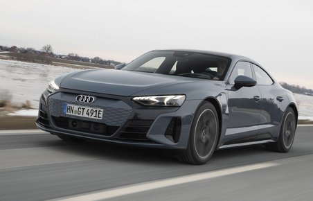 Audi e-tron GT set forfra