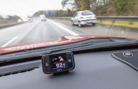 Saphe-alarmen kan også advare mod havarerede biler i nødsporet.
