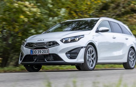 Kia Ceed SW PHEV set forfra