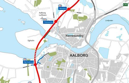 Kort med linjeføring af ny motorvej vest om Aalborg.